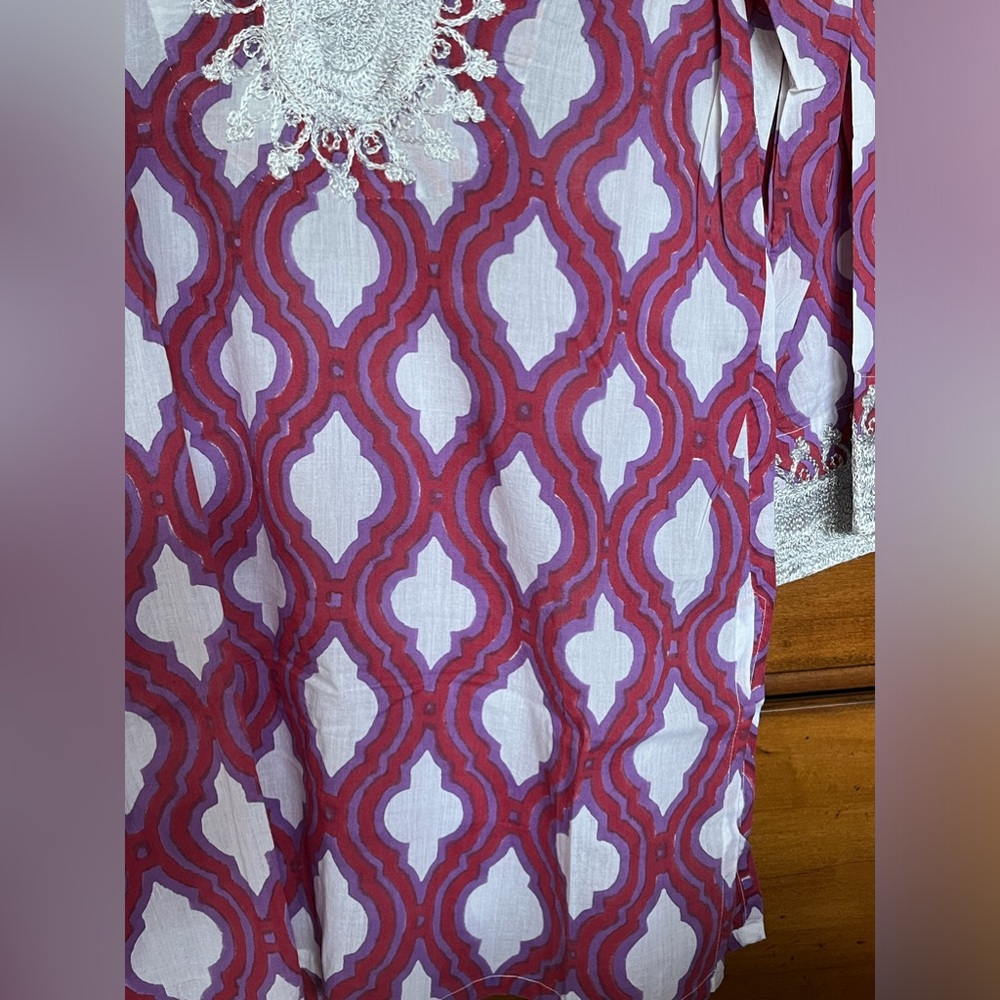 Roberta Roller Rabbit Embroidered Tunic Top - Picture 3 of 4